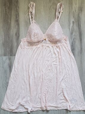 🍀2/$30🍀 Size M - Soft Chemise Blush Pink With Lace Nightgown - Daisy Fuentes